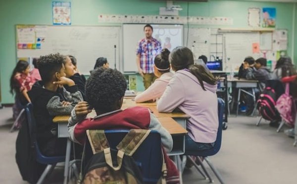 Découvrez les différentes options de parcours en enseignement professionnel